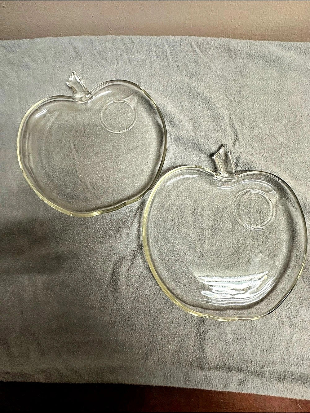 Hazel Atlas Orchard Apple Snack Plate Set